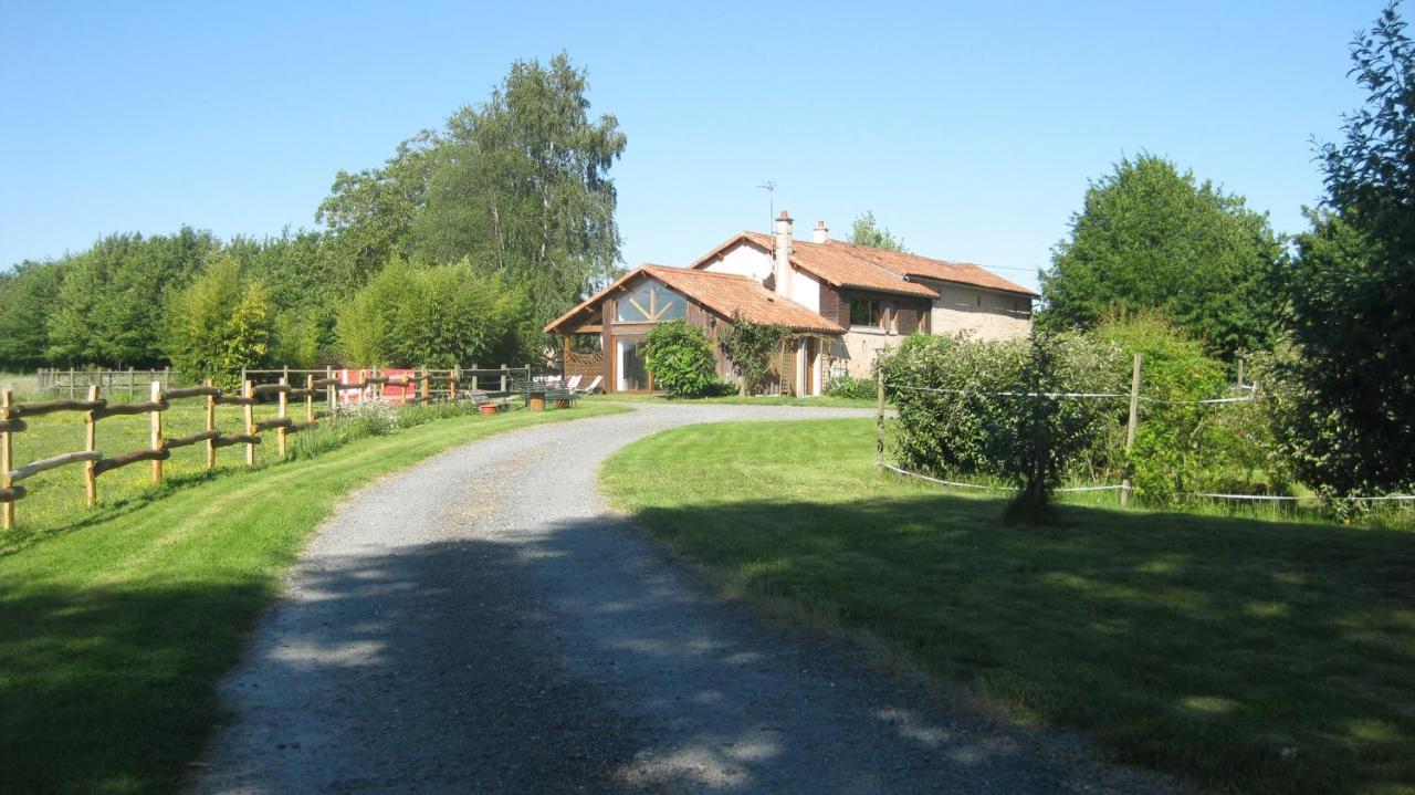 Bed and Breakfast Les Croisettes Le Pin  Exterior foto