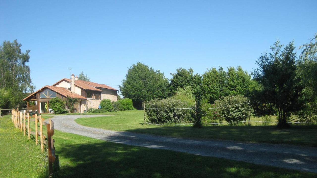 Bed and Breakfast Les Croisettes Le Pin  Exterior foto